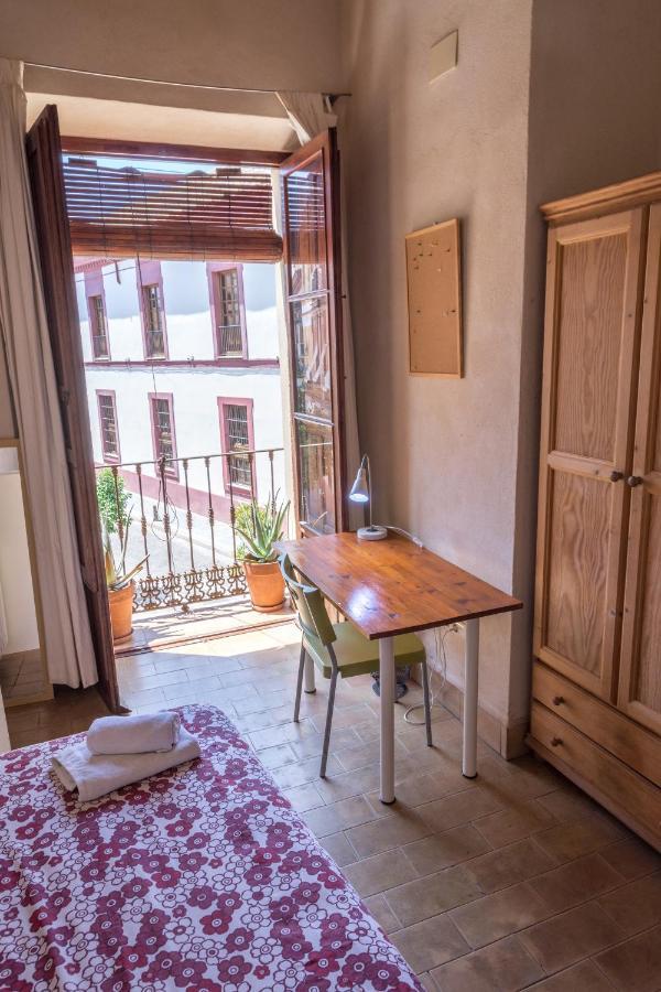 Alameda Rooms Seville Exterior photo
